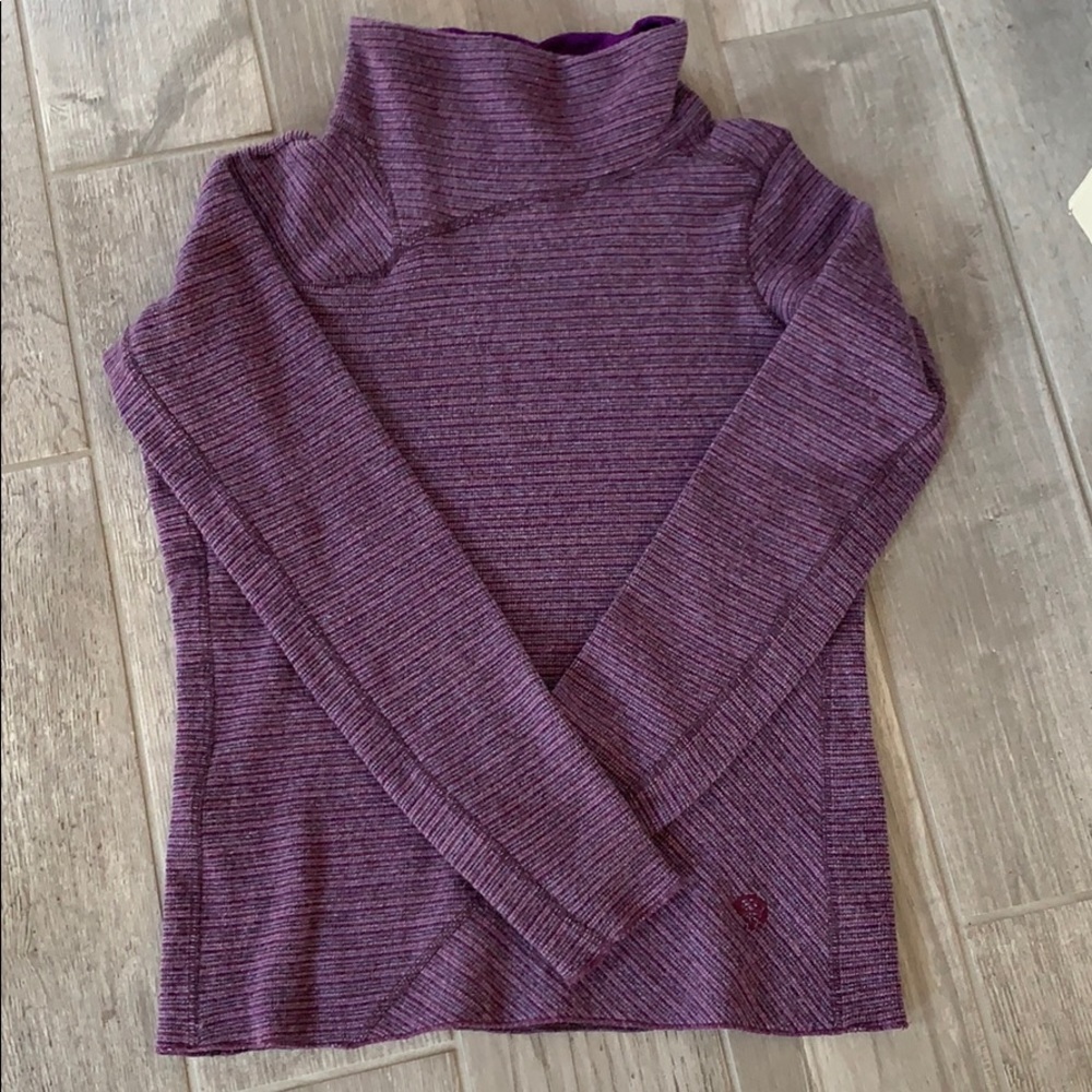 Mountain Hard Wear Pullover